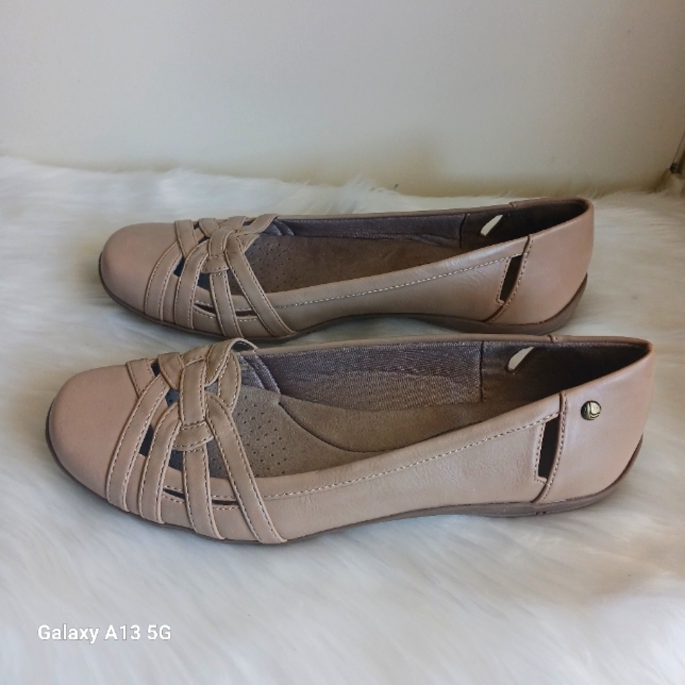 Life Stride Women's Beige  Diverse Cushioned Footbed Square Toe Flats Sz 10M - Picture 4 of 8